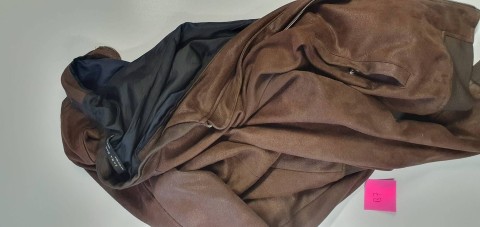 B7_Braune Lederjacke „ZARA MAN“