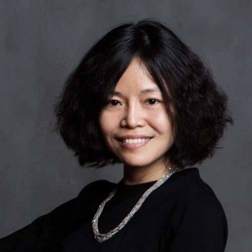 Liwen Qin, Podcaster, journalist and consultant