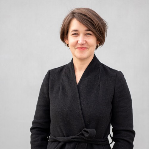 Hier ist ein Bild von Juliane Löffler zu sehen