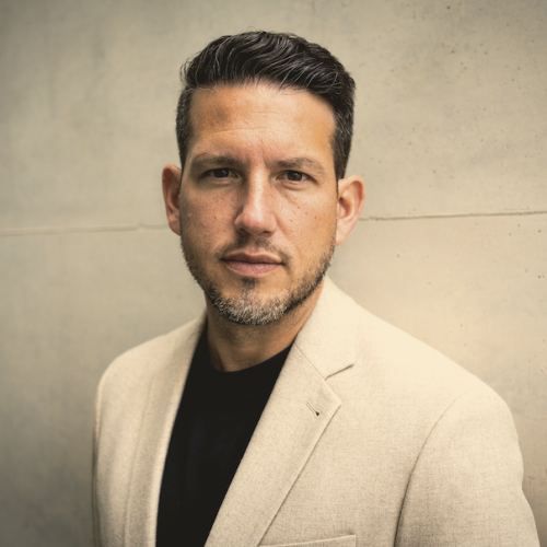 Profilfoto von Dr. Özgür Özvatan