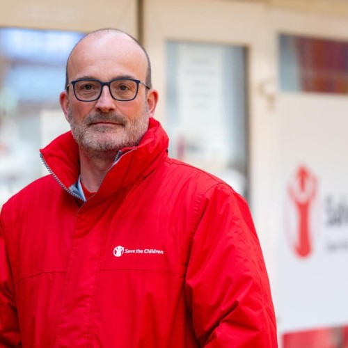 Portrait Florian Westphal, Geschäftsführer und Vorstandsvorsitzender von Save the Children Deutschland.