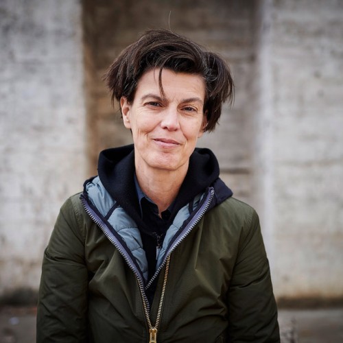 Hier wird ein Foto von Philosophin Carolin Emcke gezeigt.