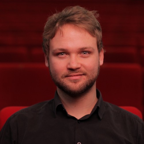 Portraitfoto von Jannis Funk