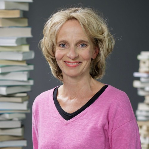 Katharina Mahrenholtz, Host von eat.READ.sleep.