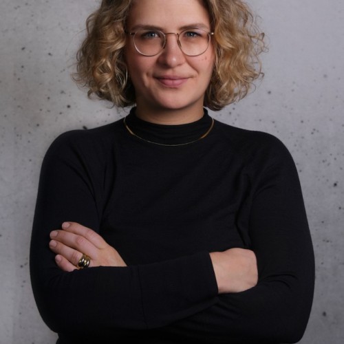 Porträtbild Sarah Heuberger