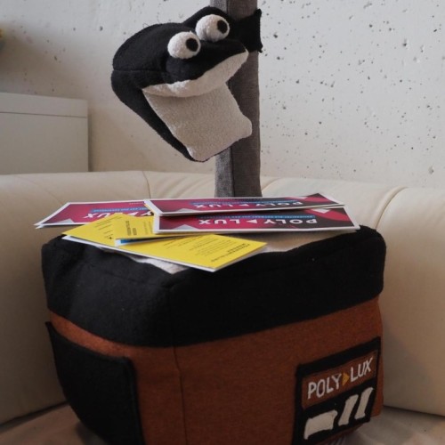 Poly - Maskottchen des Netzwerk Polylux