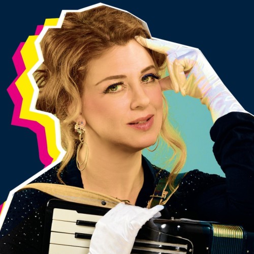 Iris Lamouyette, SingerSongwriter, Sängerin, spielt tastenturbulent auf Piano, Keytar, Akkordeon und Loopsampler, Singersongwriter, Singer plays her own Songs on Piano, Keytar, Loopsation and accordion.