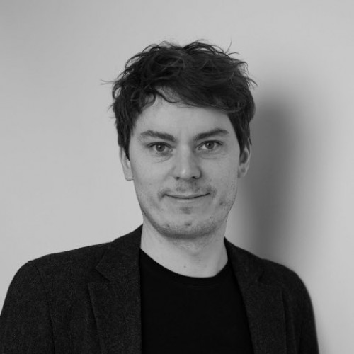 Portait foto of Rainer Mühlhoff. 